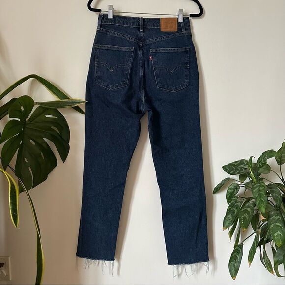 Levi’s 70’s High Slim Straight Dark Wash Jeans 28 - Picture 2 of 4